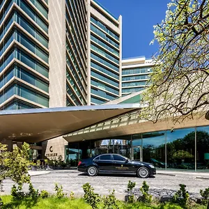 Grand Convention Center Hotel